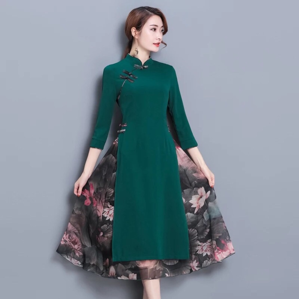 👗 Green Chinese Dress 👗